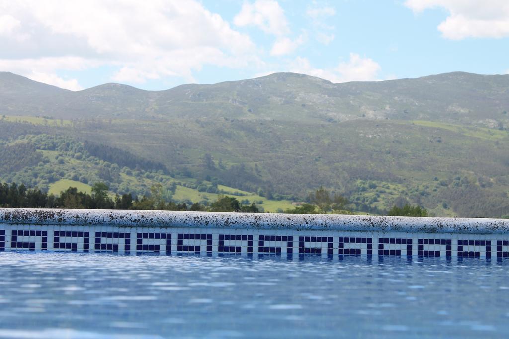 Hotel Don Silvio Colombres Exteriér fotografie