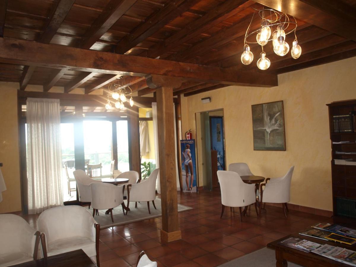 Hotel Don Silvio Colombres Exteriér fotografie